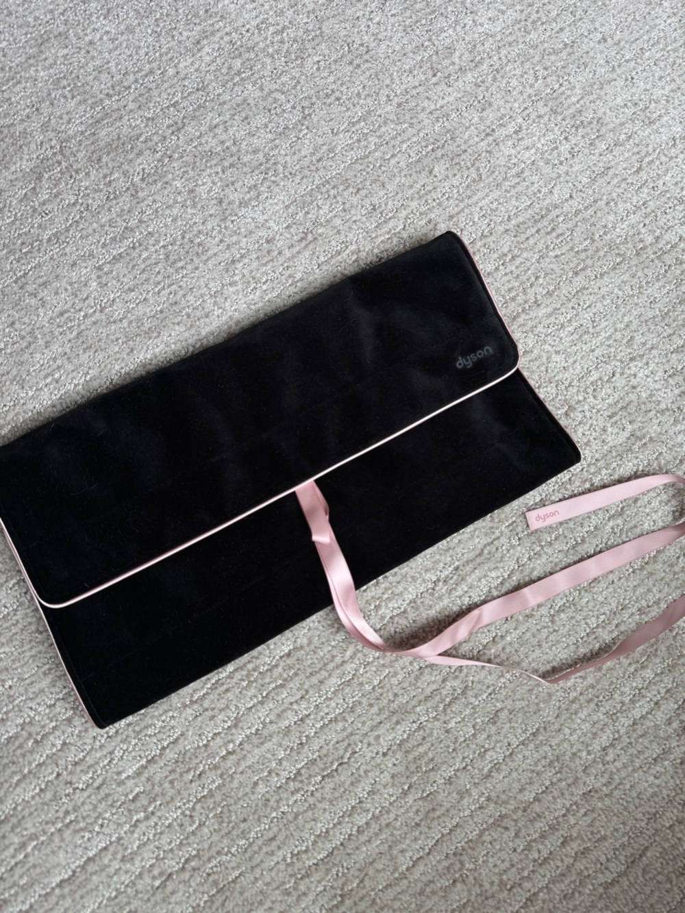 Dyson air wrap travel pouch